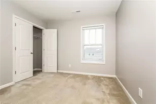 4625 Meadowside Terrace, High Point, NC 27265 - Photo 23