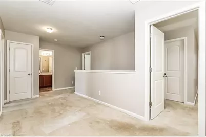 4625 Meadowside Terrace, High Point, NC 27265 - Photo 25