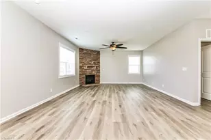 4625 Meadowside Terrace, High Point, NC 27265 - Photo 9