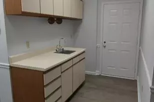 603 D Eastchester Dr, High Point, NC 27262 - Photo 17