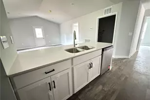 344 Poppy Ct, Eden, NC 27288 - Photo 9