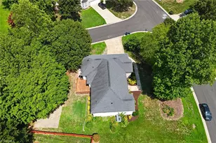 2115 Forest Edge Dr, Greensboro, NC 27406 - Photo 39