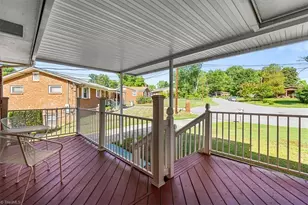 8 Armhurst Ct, Greensboro, NC 27405 - Photo 31