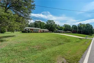 1540 W Harrison St, Reidsville, NC 27320 - Photo 3