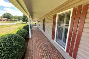 162 Rockford Rd, Kernersville, NC 27284 - Photo 5