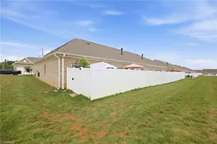 3741 Echo Frst Trl, High Point, NC 27265 - Photo 31
