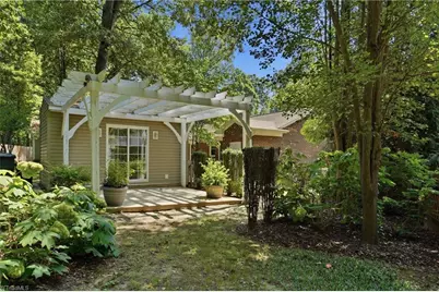 701 Dale Court, Burlington, NC 27215 - Photo 5