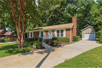 701 Dale Court, Burlington, NC 27215 - Photo 3