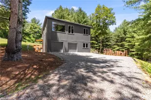 896 Alta Vista Ln, Sparta, NC 28675 - Photo 37