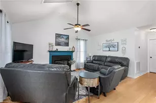 103 Somerset Ct, Mebane, NC 27302 - Photo 7