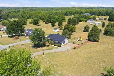 1502 Gibbs Road, Reidsville, NC 27320 - Photo 31