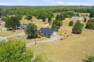 1502 Gibbs Rd, Reidsville, NC 27320 - Photo 31