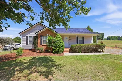 1502 Gibbs Road, Reidsville, NC 27320 - Photo 1