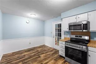 4000 S Bend Dr, Winston-Salem, NC 27107 - Photo 9