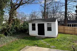 3021 Stratford Dr, Greensboro, NC 27408 - Photo 19