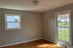 3021 Stratford Dr, Greensboro, NC 27408 - Photo 15
