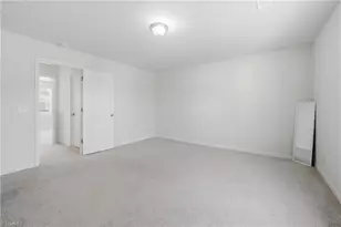 3906 Bellingham Ct, Greensboro, NC 27406 - Photo 33
