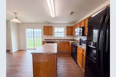 4 Bay Willows Court, Greensboro, NC 27406 - Photo 7