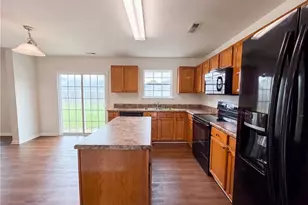 4 Bay Willows Ct, Greensboro, NC 27406 - Photo 7
