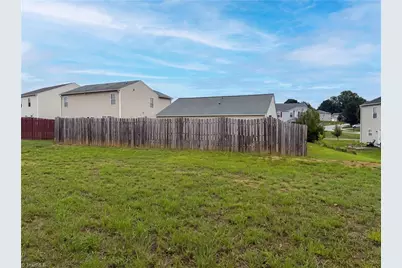 4 Bay Willows Court, Greensboro, NC 27406 - Photo 5