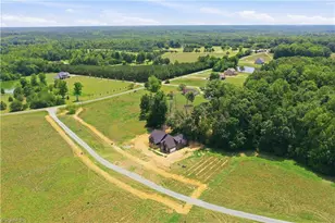 1520 Pack Ln, Mebane, NC 27302 - Photo 5