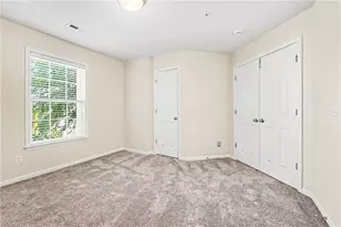 2600 Pennoak Way, Greensboro, NC 27407 - Photo 19