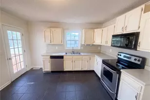 109 Briarcreek Dr, Midway, NC 27107 - Photo 9