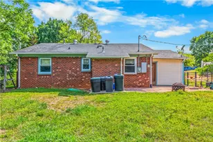 2421 Sandy Ct, Kernersville, NC 27284 - Photo 19