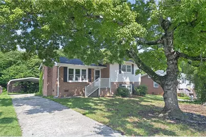 2204 Maybank Drive, Greensboro, NC 27403 - Photo 3