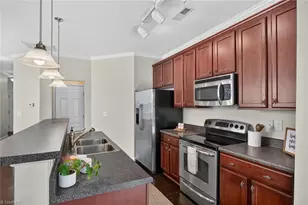 2279 Hartfield Cir, Winston-Salem, NC 27103 - Photo 7