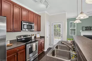 2279 Hartfield Cir, Winston-Salem, NC 27103 - Photo 11