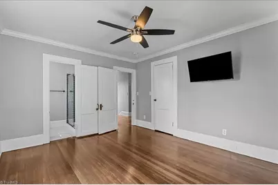 313 W Fisher Avenue, Greensboro, NC 27401 - Photo 17