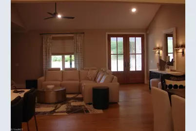 4034 Waterview Road, High Point, NC 27265 - Photo 3