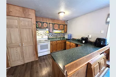 117 Locust Road, King, NC 27021 - Photo 3