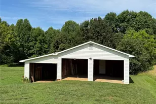 2421 Smithtown Rd, East Bend, NC 27018 - Photo 5