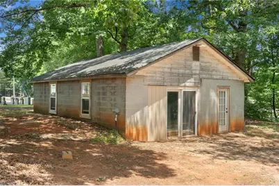 853 Meadowbrook Drive, King, NC 27021 - Photo 5