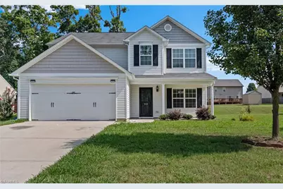 813 Leach Avenue, Thomasville, NC 27360 - Photo 1