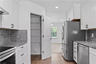 813 Leach Ave, Thomasville, NC 27360 - Photo 9