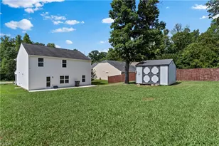 813 Leach Ave, Thomasville, NC 27360 - Photo 35