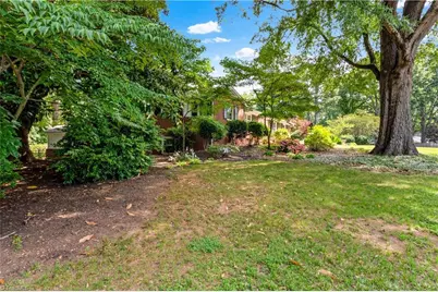 216 S Avalon Road, Winston-Salem, NC 27104 - Photo 47