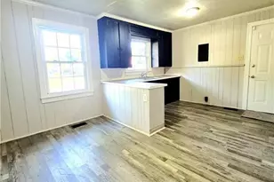 2501 Dacian St, Winston-Salem, NC 27107 - Photo 3