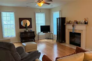 1721 Timber Cove Ct, Winston-Salem, NC 27127 - Photo 3