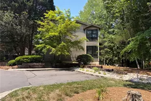 101 Maple Hill Ct, Winston-Salem, NC 27106 - Photo 1