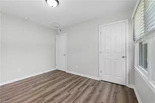 12 Preyer Ct, Greensboro, NC 27405 - Photo 15