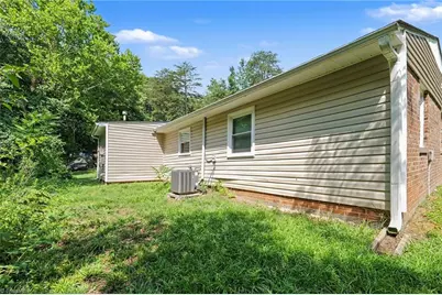 12 Preyer Court, Greensboro, NC 27405 - Photo 23