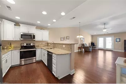 204 Oak Ridge Drive, Archdale, NC 27263 - Photo 5