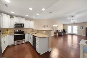 204 Oak Ridge Dr, Archdale, NC 27263 - Photo 5
