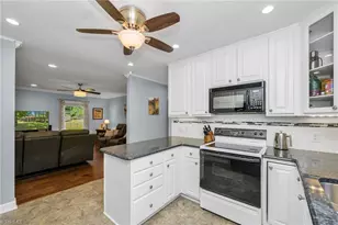 208 Raven Green St, Wilkesboro, NC 28697 - Photo 15
