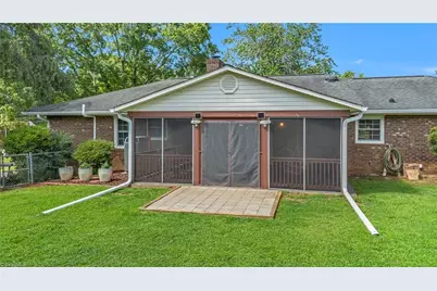 208 Raven Green Street, Wilkesboro, NC 28697 - Photo 5
