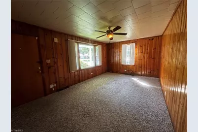 264 Fairplains Road, North Wilkesboro, NC 28659 - Photo 9